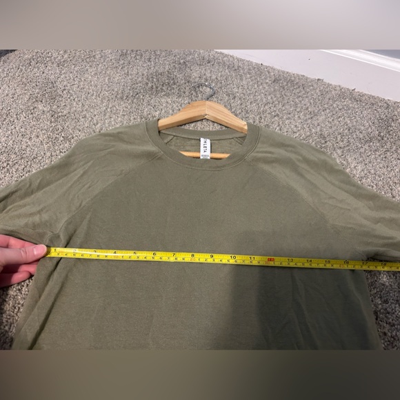 Athleta Mindset Long Sleeve Crewneck Pullover Small - Olive Green - Picture 11 of 11